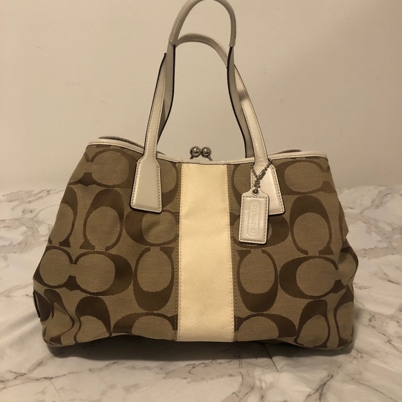 Signature Coach Handbag with Beige Leather Straps - Picture 3 of 5